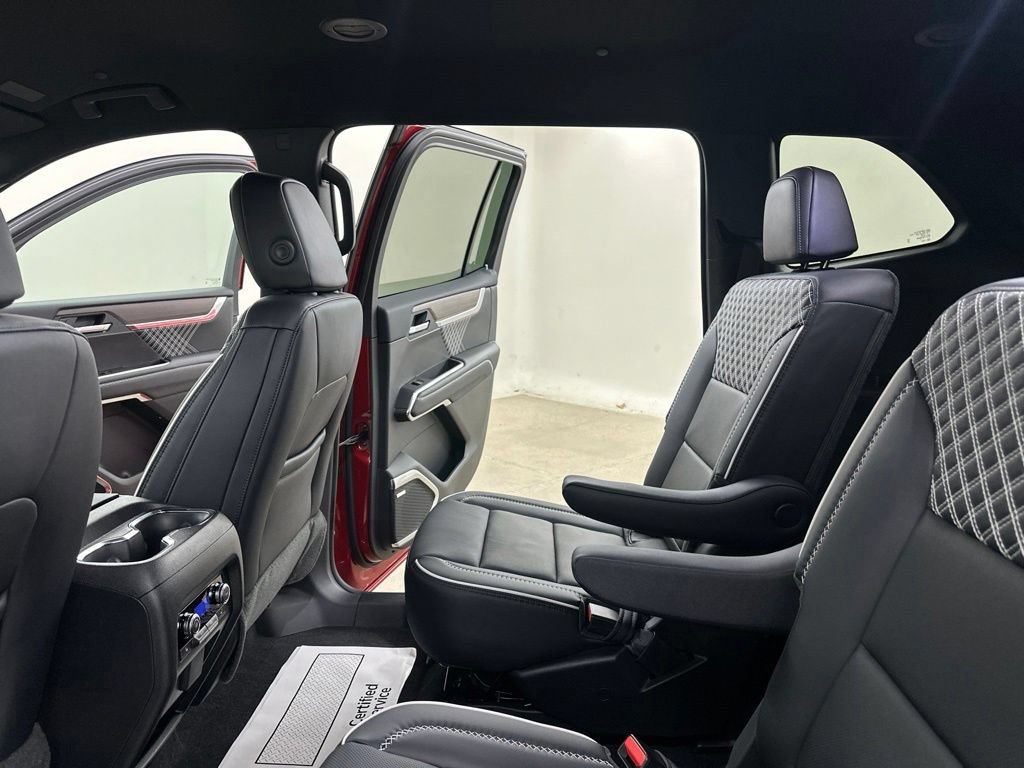 New 2026 GMC Acadia Denali w/ Super Cruise Package AWD/4WD image 36