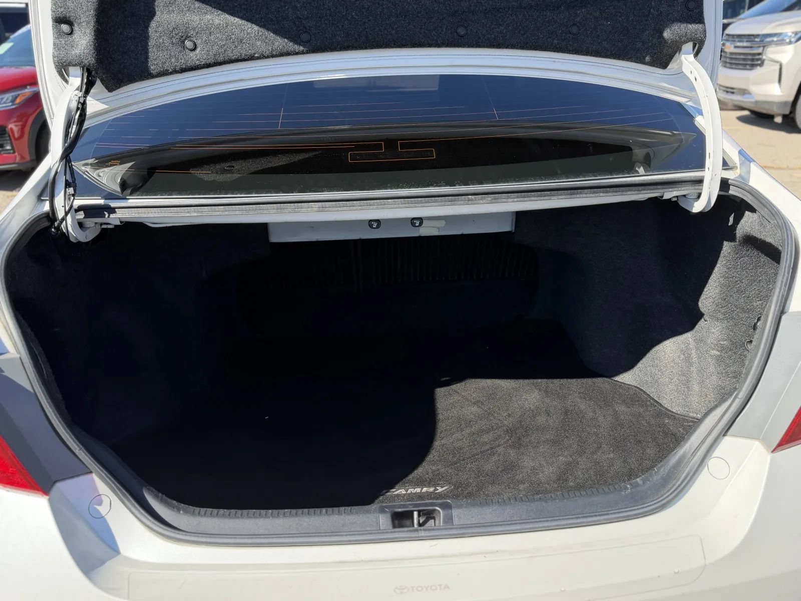 Used 2015 Toyota Camry XSE FWD image 16