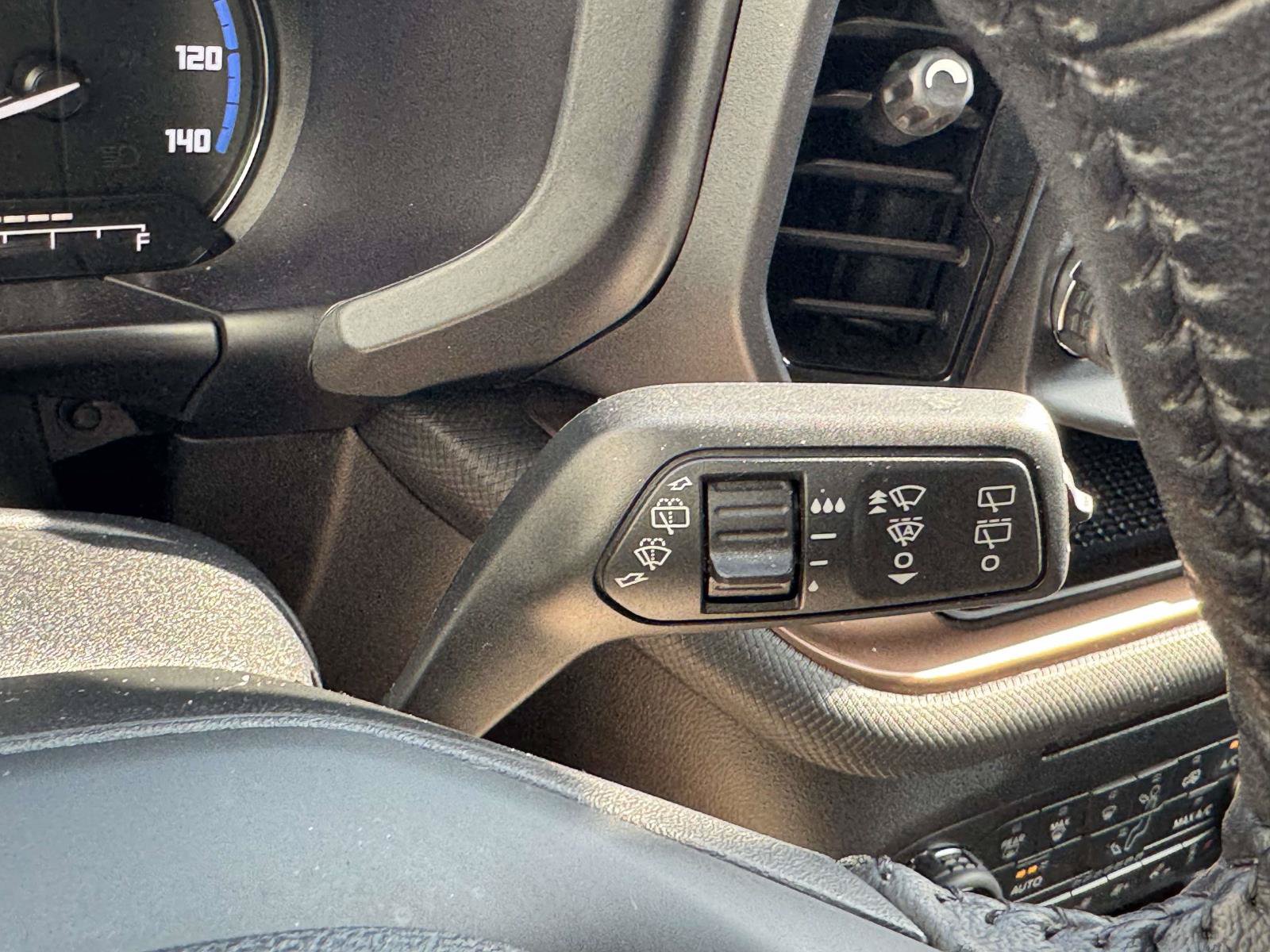 Used 2022 Ford Bronco Sport Outer Banks w/ Tech Package AWD/4WD image 19