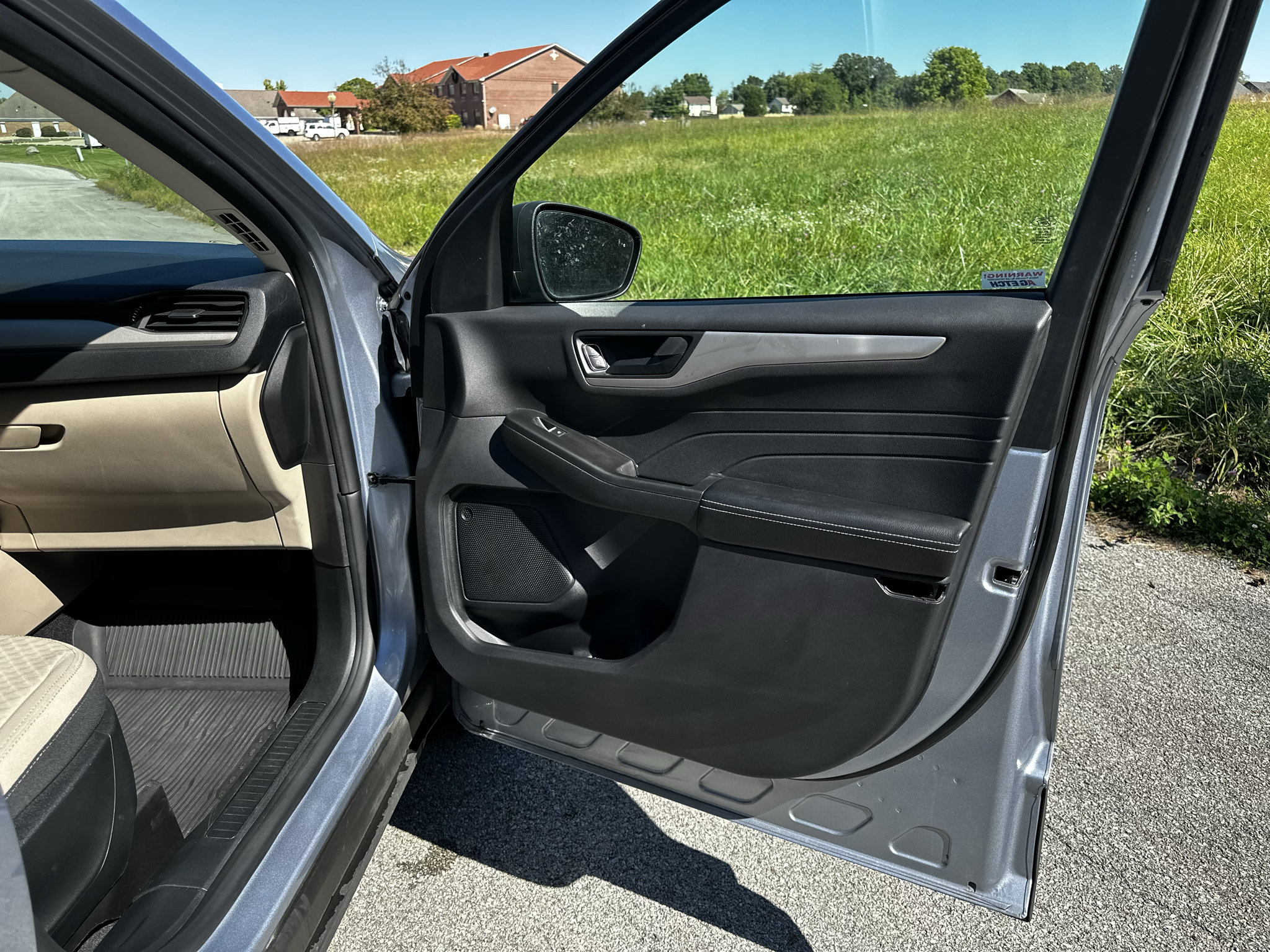 Used 2022 Ford Escape SE w/ Convenience Package FWD image 28