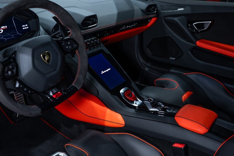 Used 2021 Lamborghini Huracan EVO AWD/4WD image 48