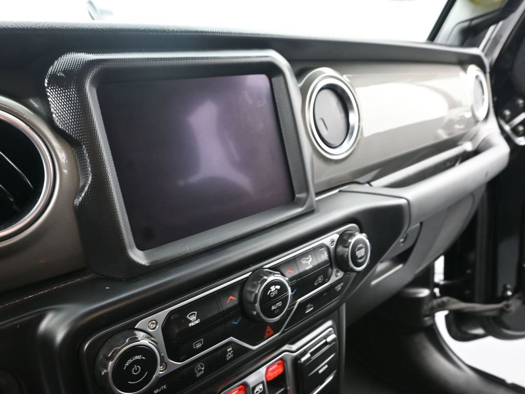 Used 2023 Jeep Gladiator Overland image 22