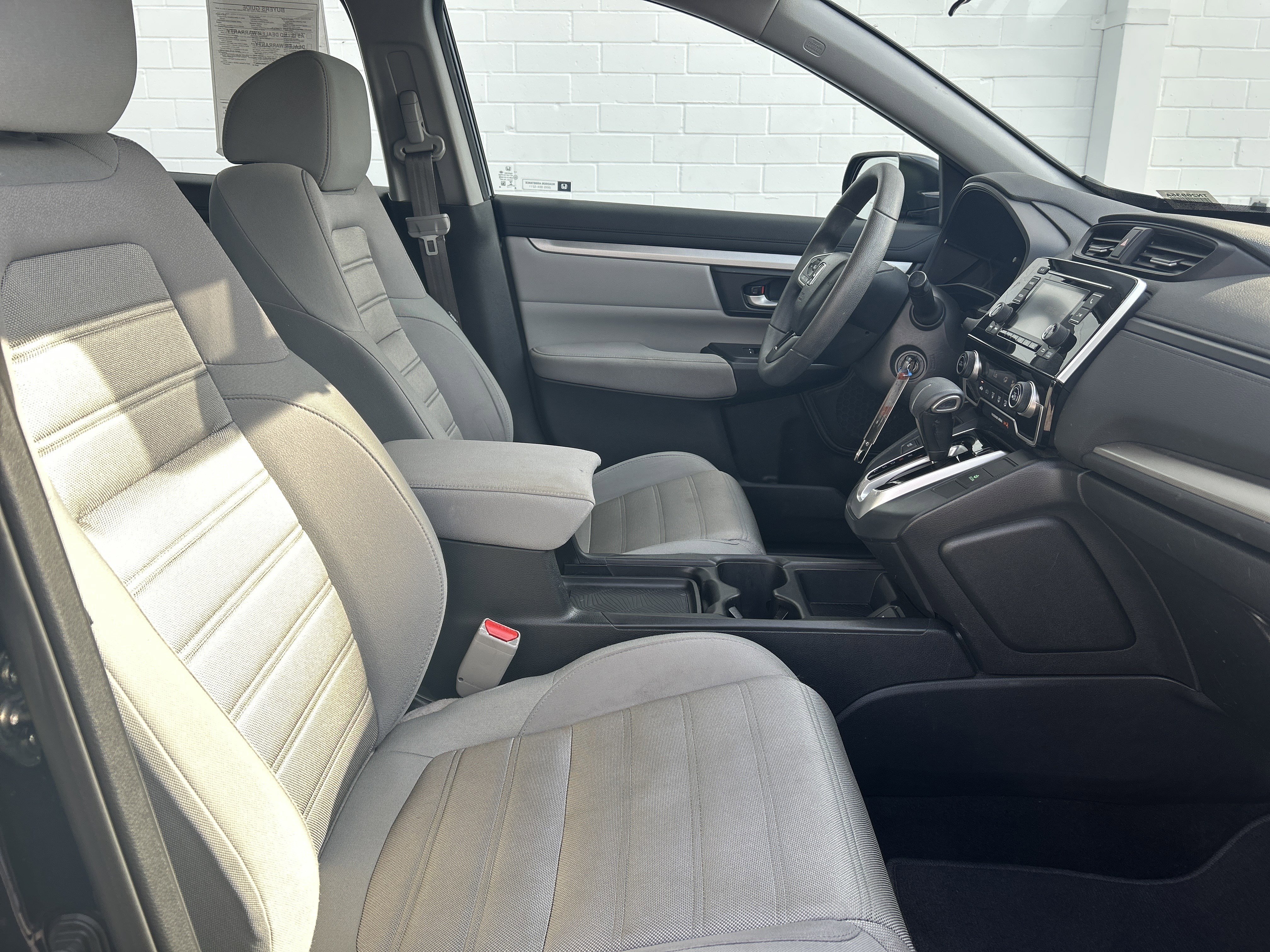 Used 2017 Honda CR-V LX image 31