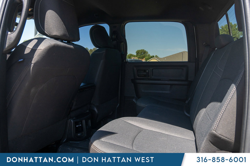 Used 2024 RAM 3500 Tradesman w/ Chrome Appearance Group AWD/4WD image 19