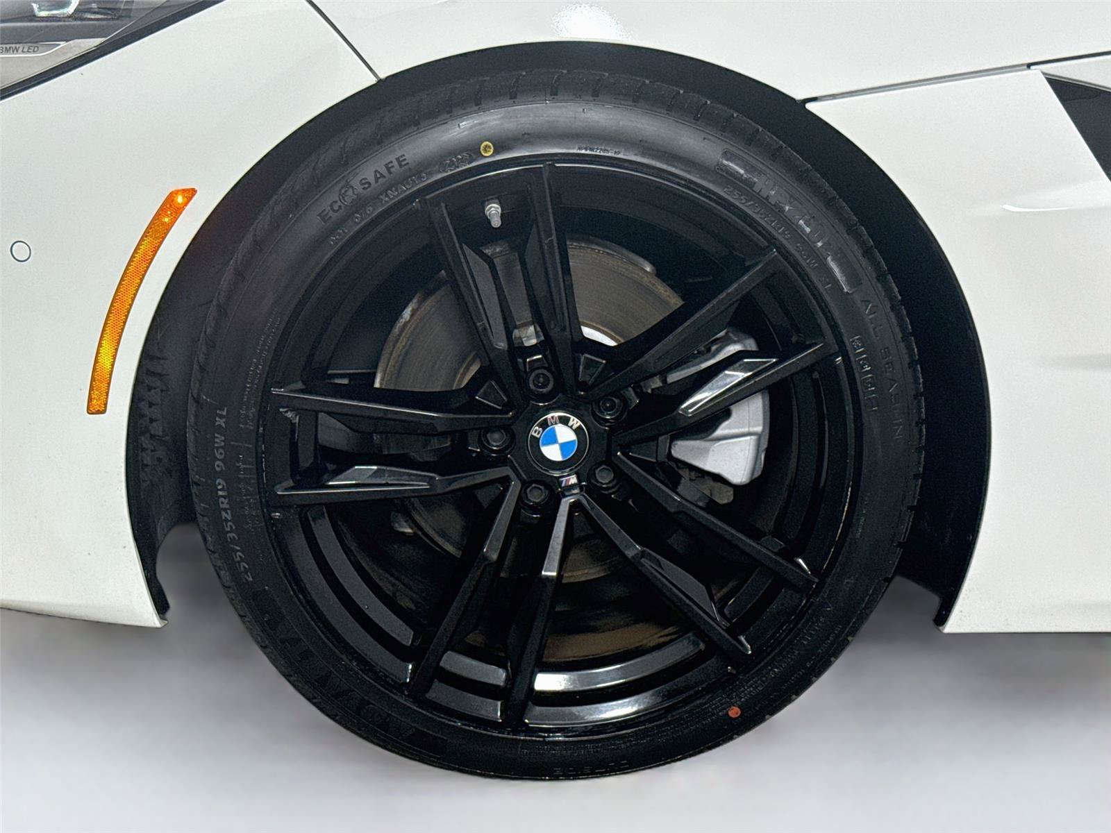 Used 2019 BMW Z4 sDrive30i w/ M Sport Package RWD image 32