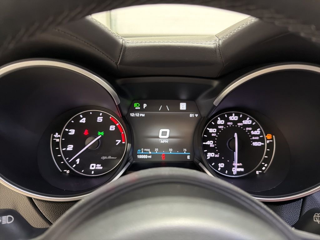 Used 2023 Alfa Romeo Stelvio Veloce AWD/4WD image 25