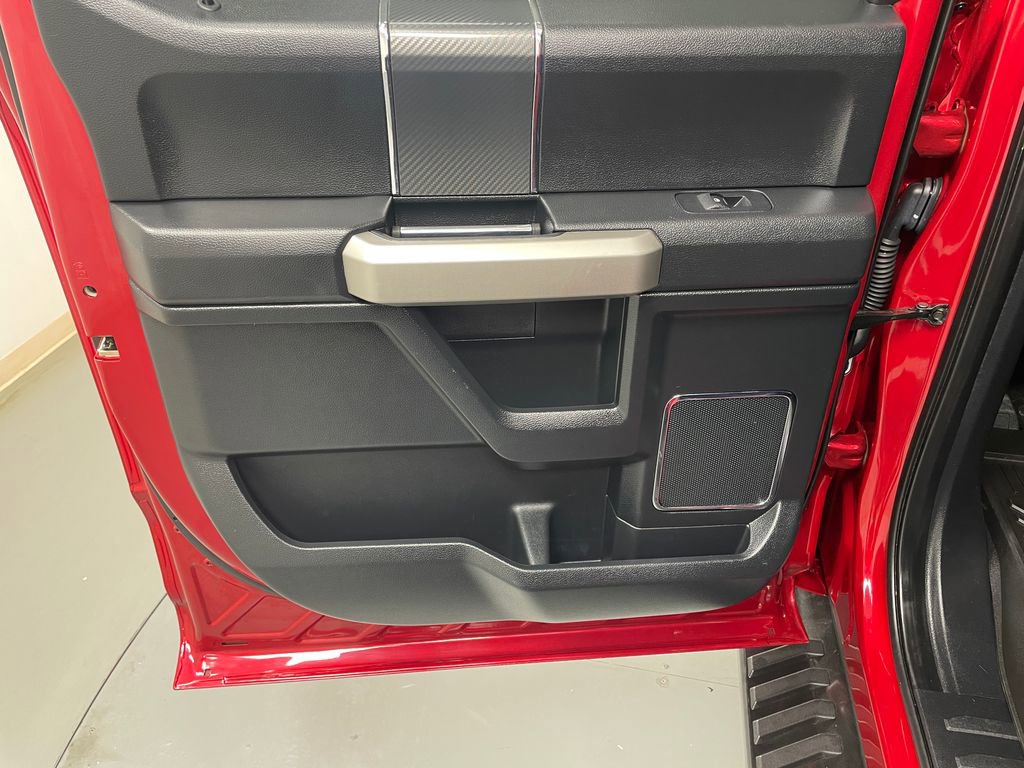 Used 2020 Ford F150 Lariat image 38