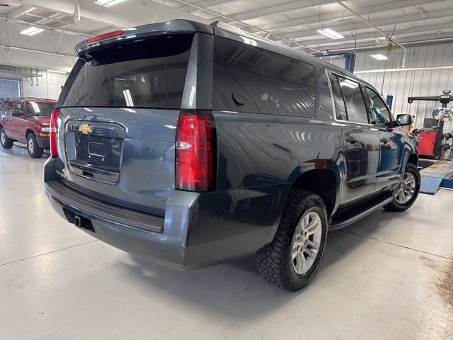 Used 2019 Chevrolet Suburban LT image 14