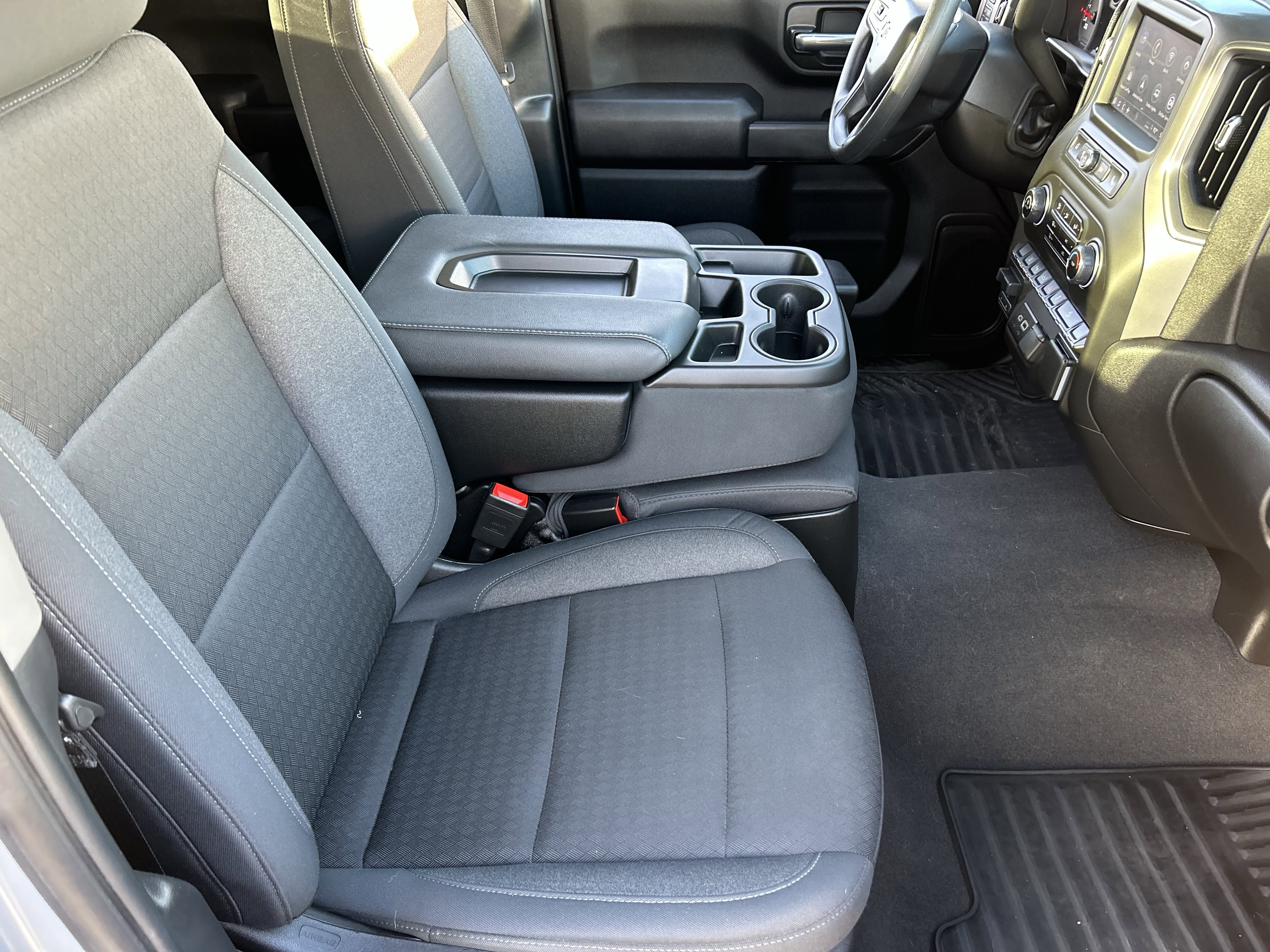 Used 2025 Chevrolet Silverado 2500 Custom w/ Custom Convenience Package AWD/4WD image 9