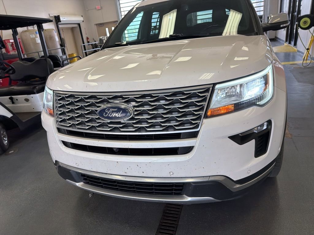 Used 2019 Ford Explorer Platinum AWD/4WD image 5