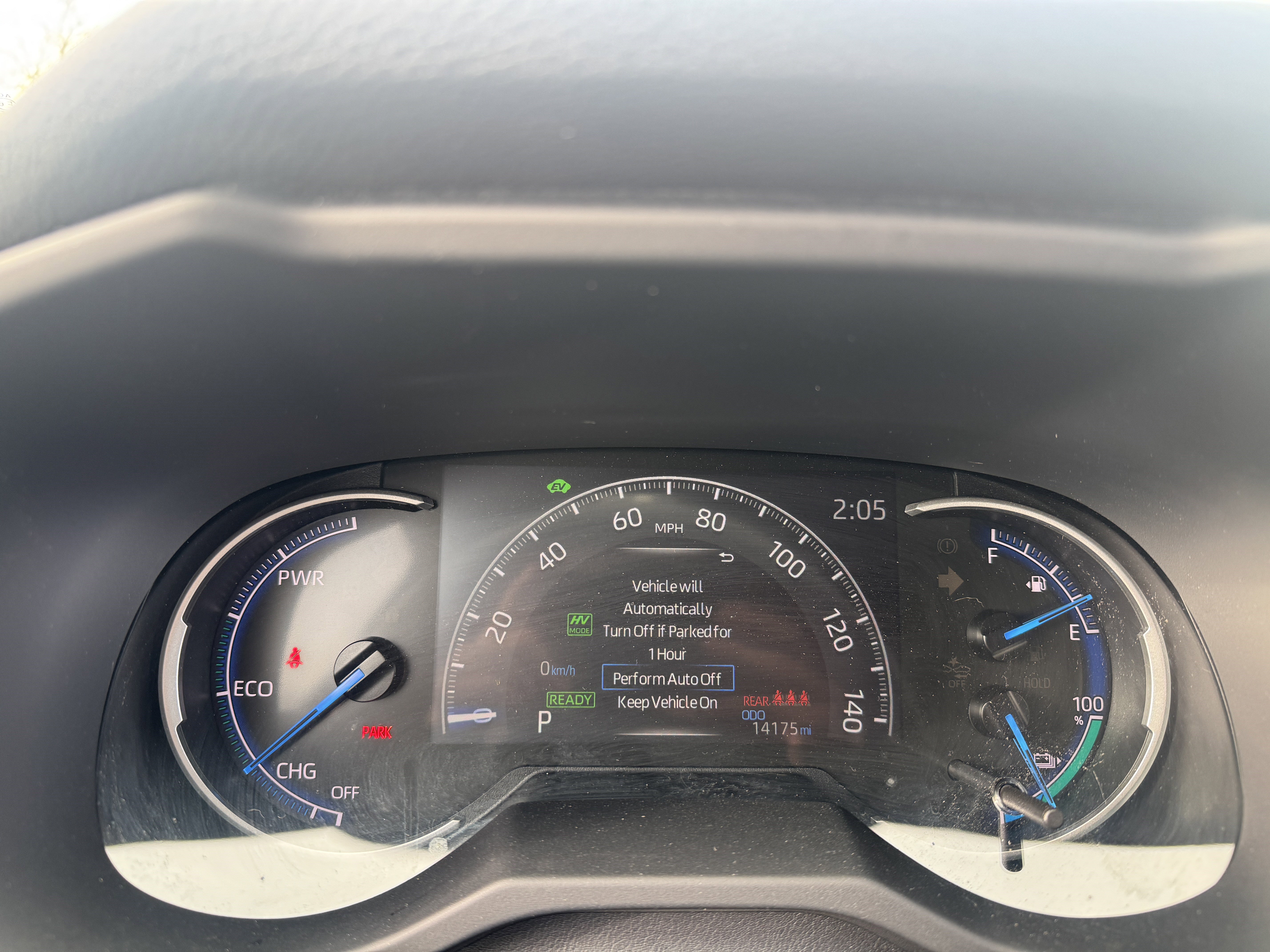 Used 2023 Toyota RAV4 SE w/ Weather & Moonroof Package image 21