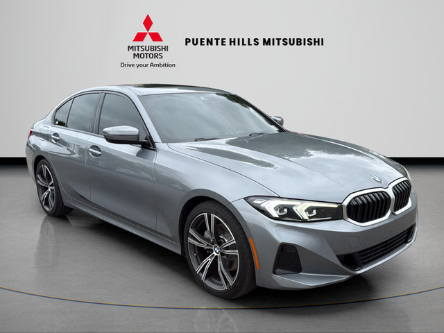 Used 2023 BMW 330i Sedan w/ Premium Package RWD image 4