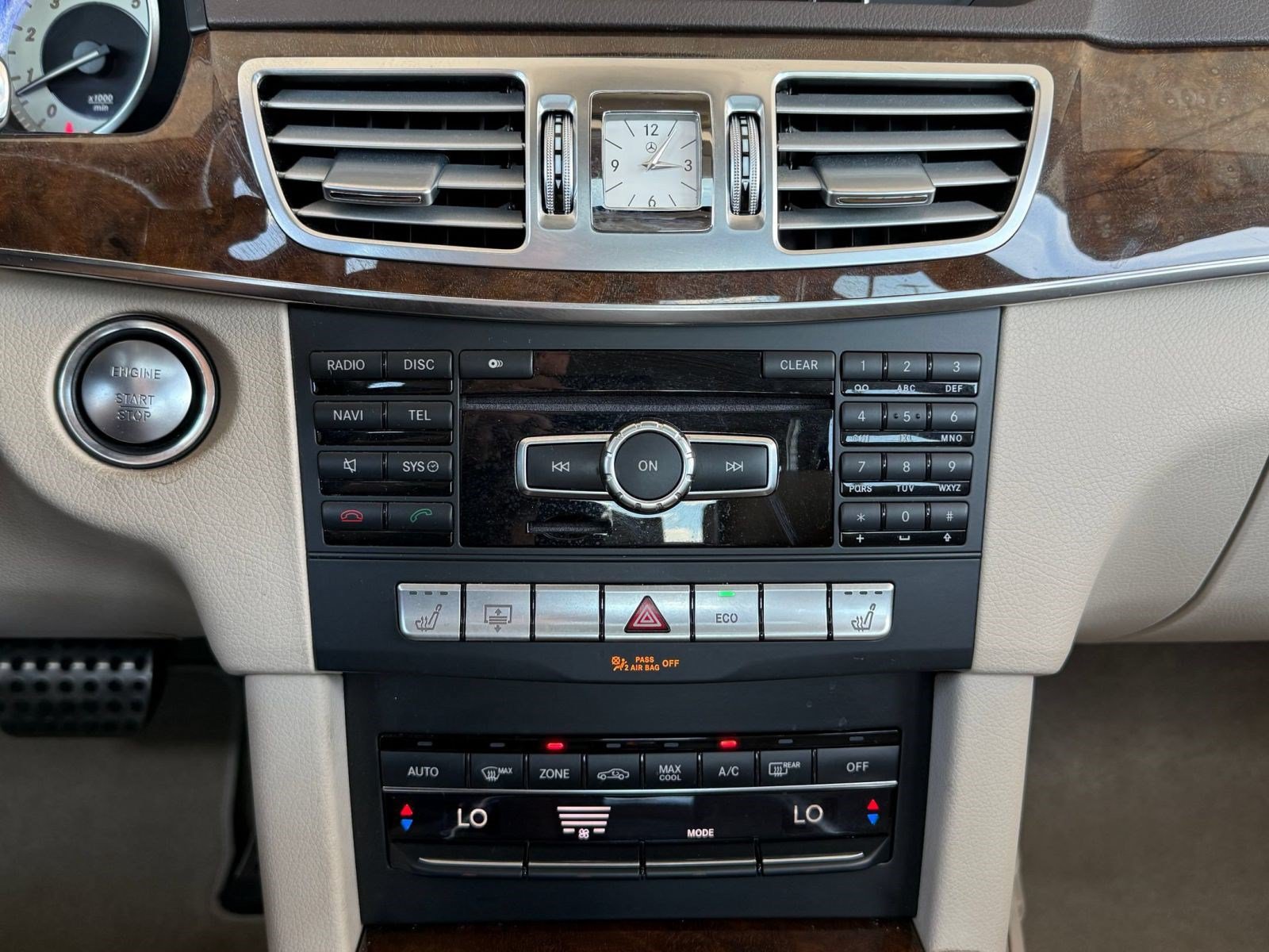 Used 2014 Mercedes-Benz E 350 Sedan image 22