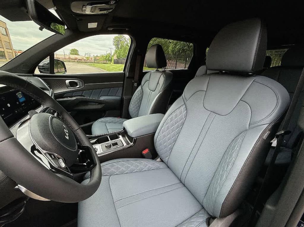 New 2025 Kia Sorento SX Prestige AWD/4WD image 18