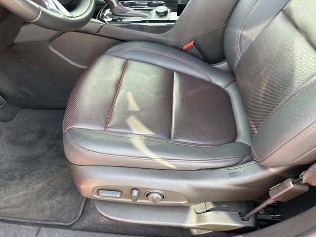 Used 2022 Chevrolet Blazer RS w/ Enhanced Convenience Package image 19