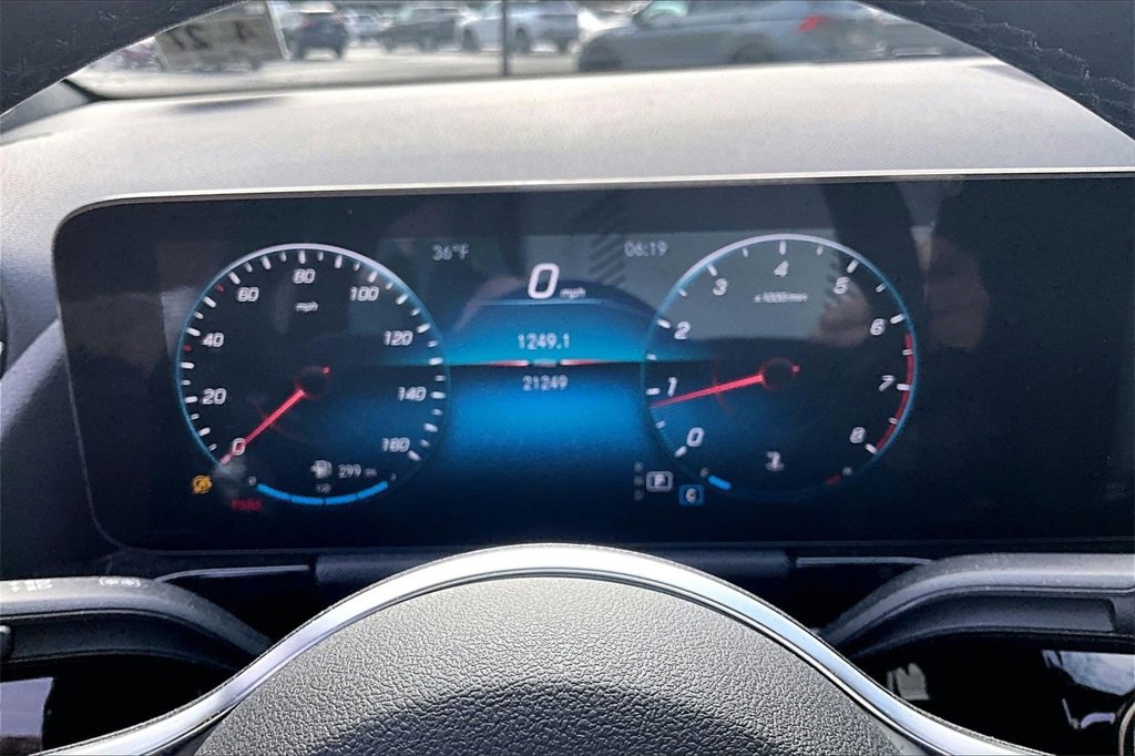 Used 2022 Mercedes-Benz GLA 250 4MATIC image 22