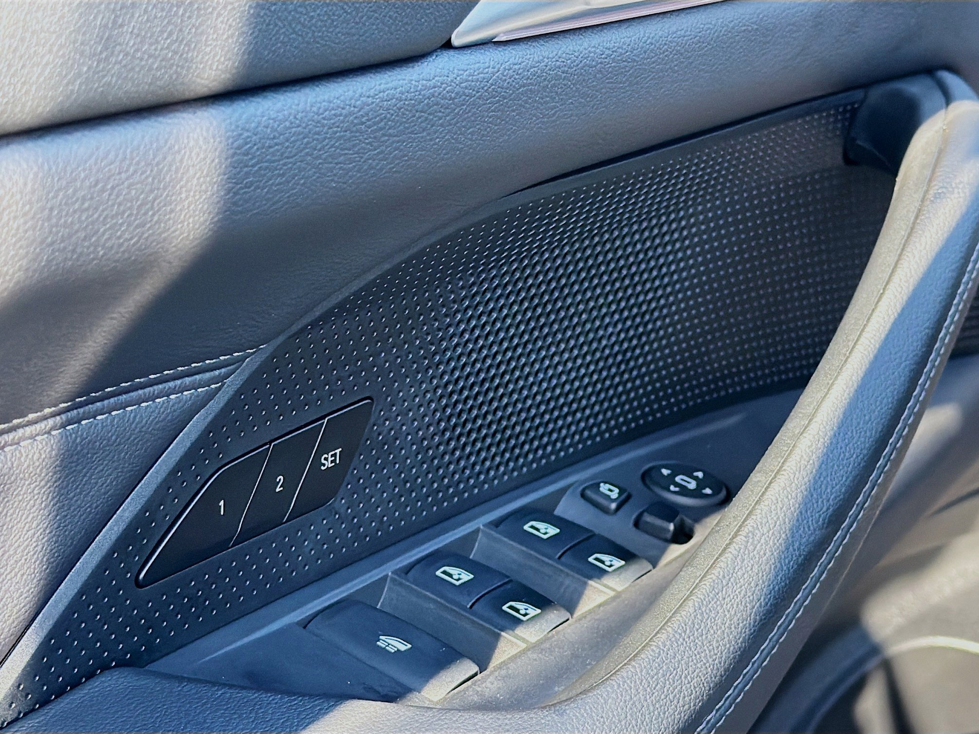 Used 2024 BMW 430i xDrive Convertible image 23