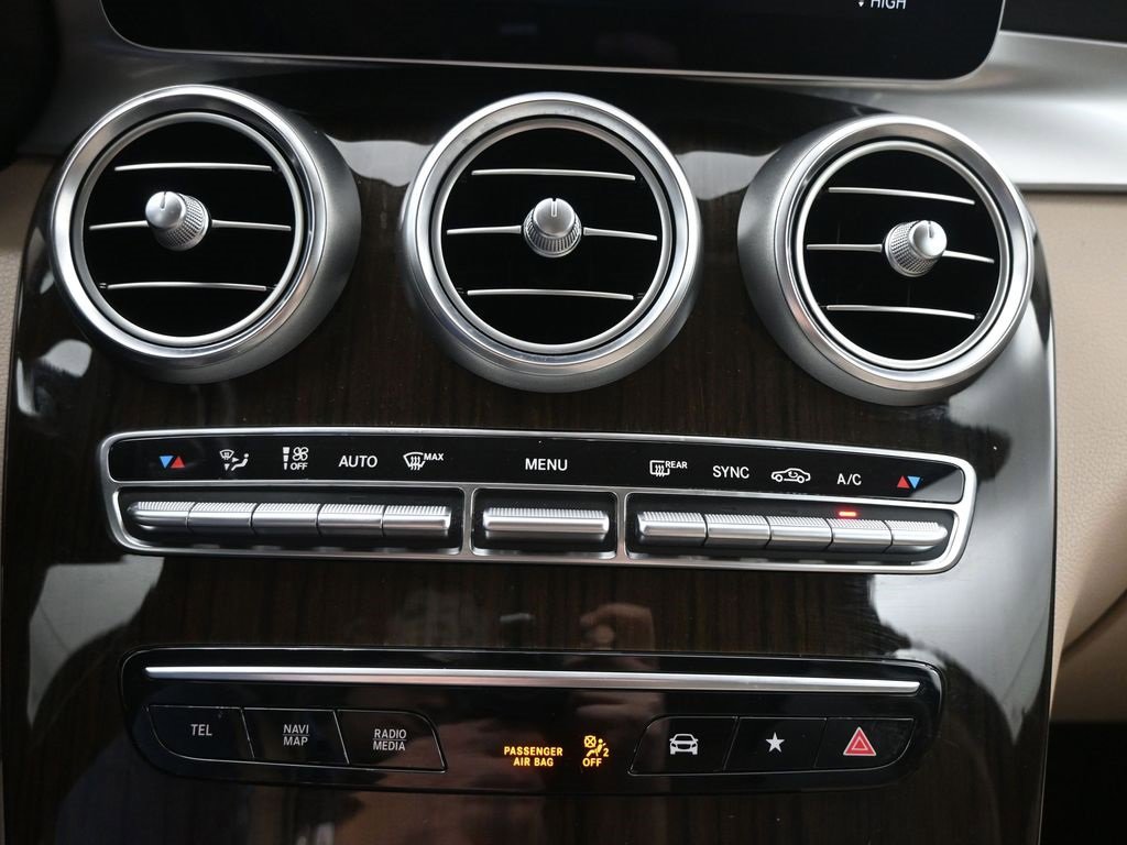 Used 2020 Mercedes-Benz GLC 300 4MATIC image 10