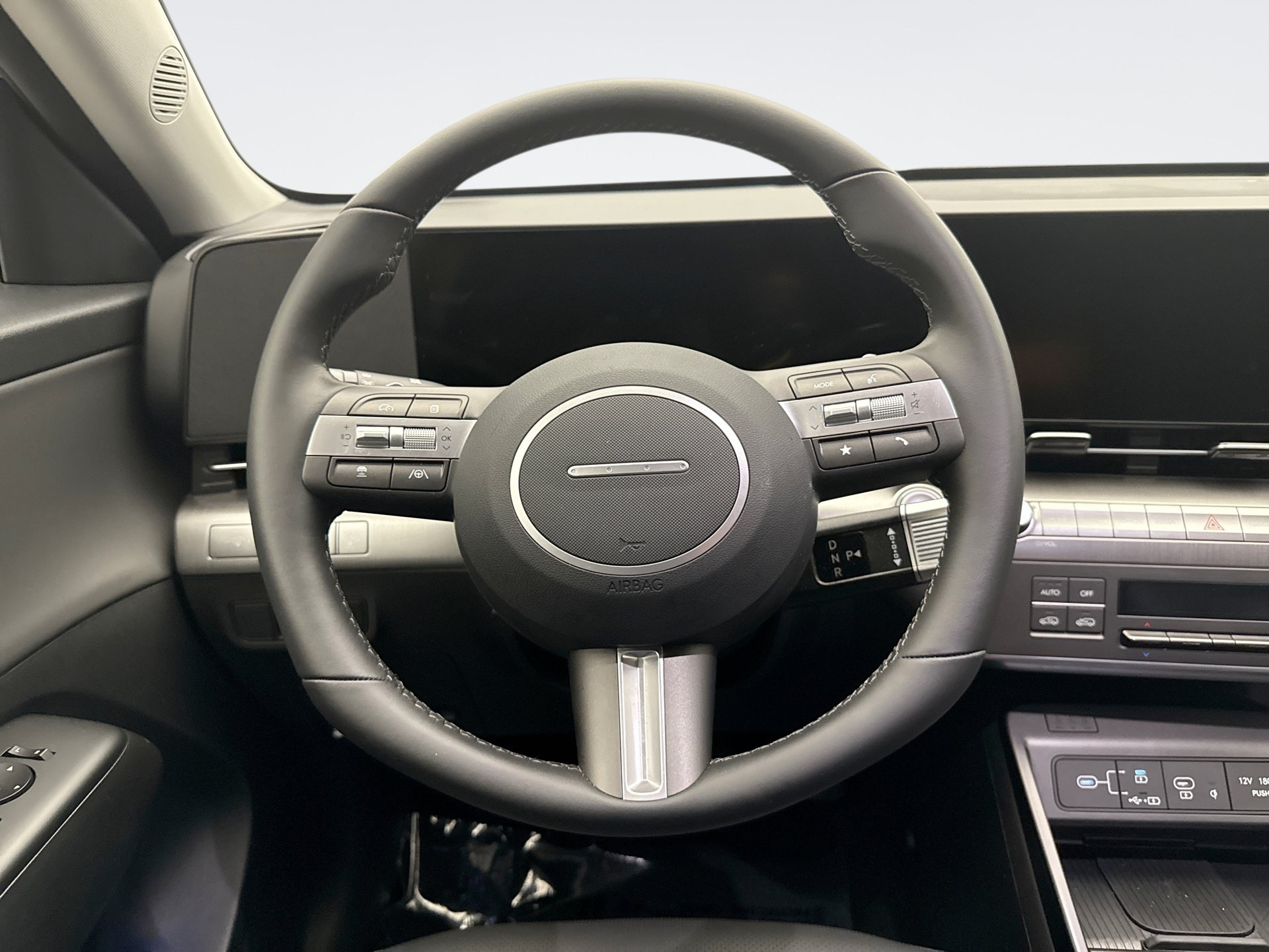 Used 2026 Hyundai Kona SEL Premium AWD/4WD image 12
