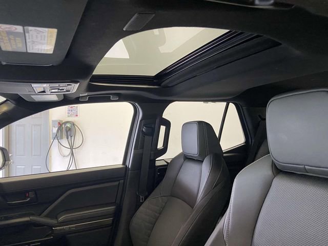 Certified 2025 Toyota 4Runner TRD Off-Road Premium image 15