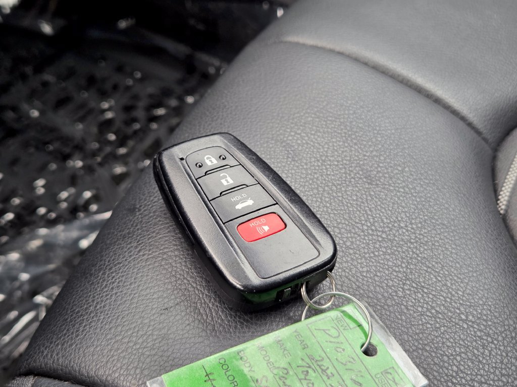 Used 2023 Toyota Camry SE FWD image 31