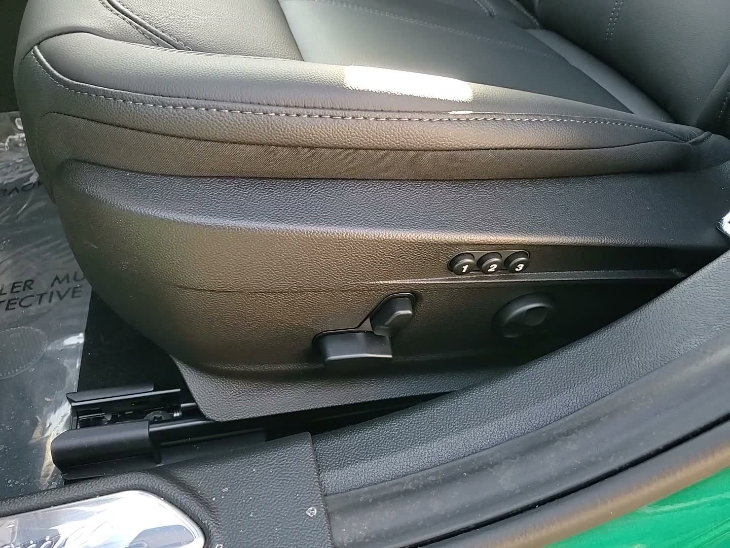 New 2026 Alfa Romeo Giulia AWD image 25