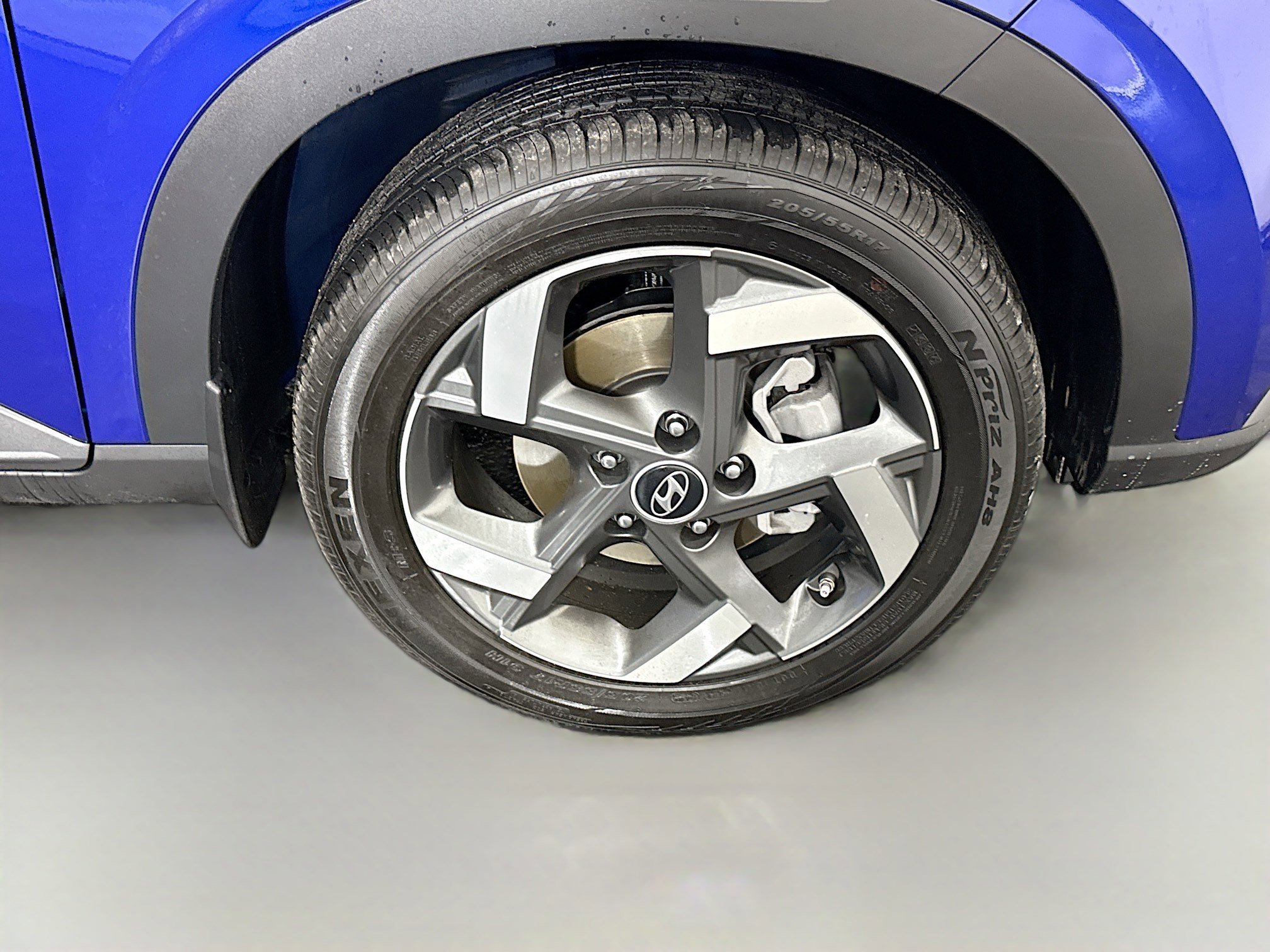 Used 2026 Hyundai Venue SEL image 32