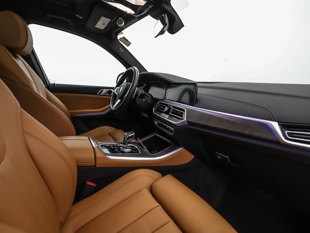 Used 2022 BMW X5 xDrive40i w/ M Sport Package image 29