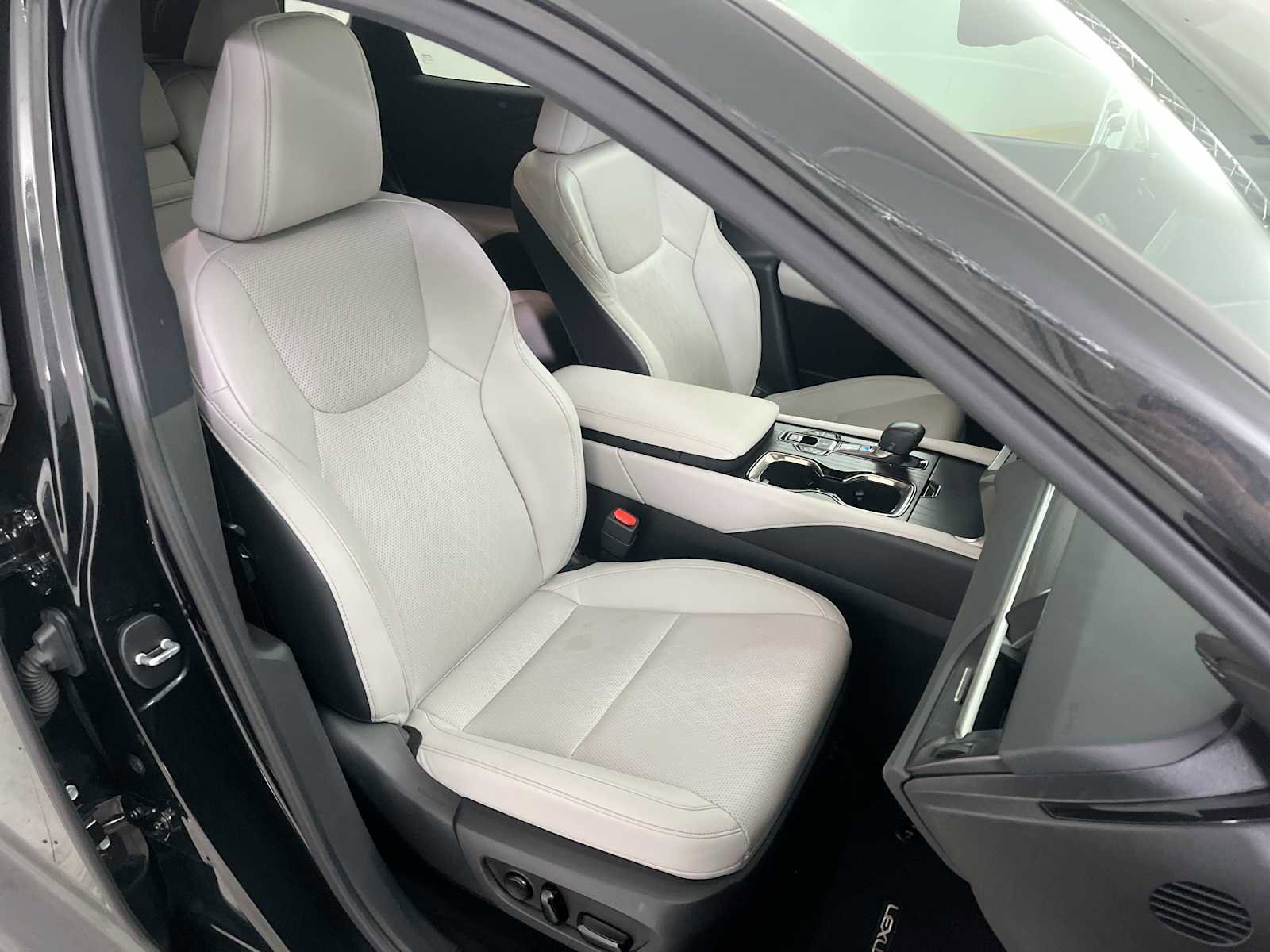 Used 2023 Lexus RX 350 AWD image 31