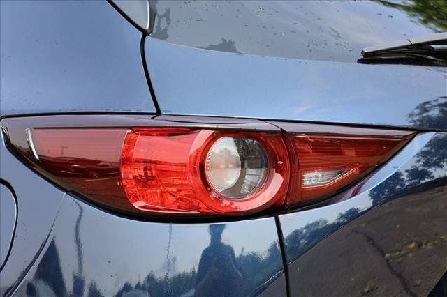 Used 2020 MAZDA CX-5 Touring AWD/4WD image 11