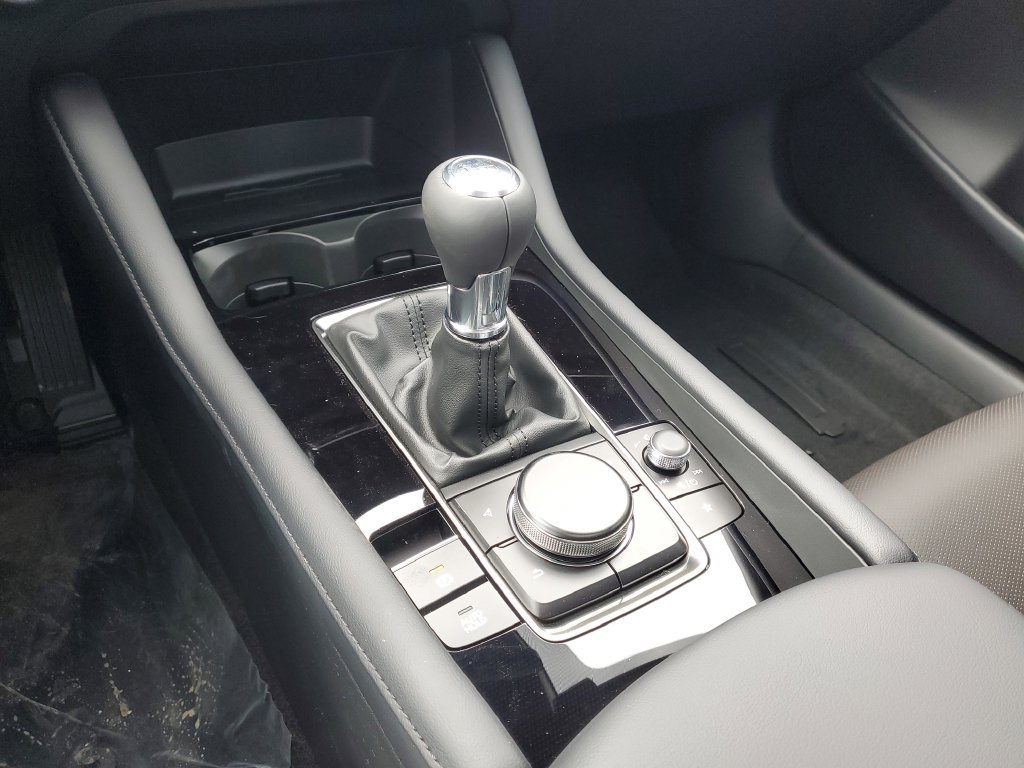 New 2026 MAZDA MAZDA3 2.5 S Hatchback w/ Premium Pkg FWD image 30