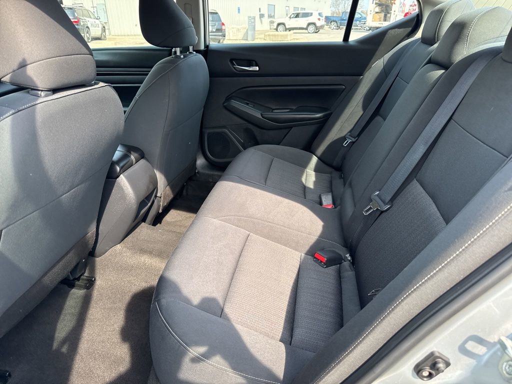 Used 2022 Nissan Altima 2.5 S image 10