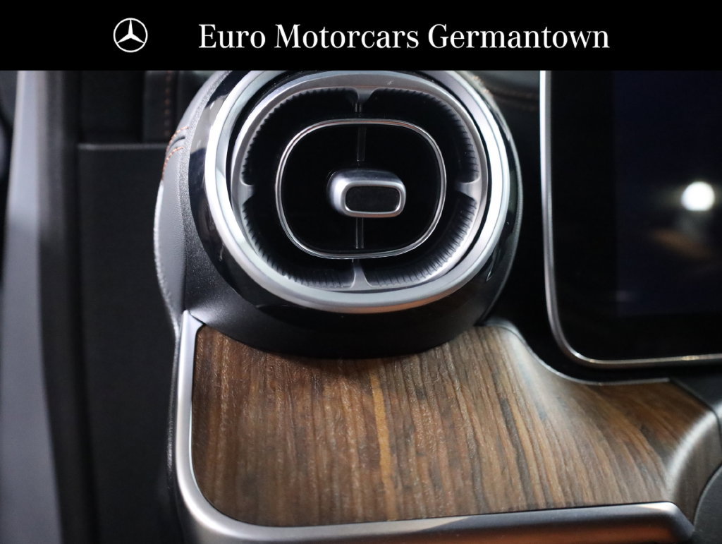 Used 2026 Mercedes-Benz C 300 4MATIC Sedan image 11