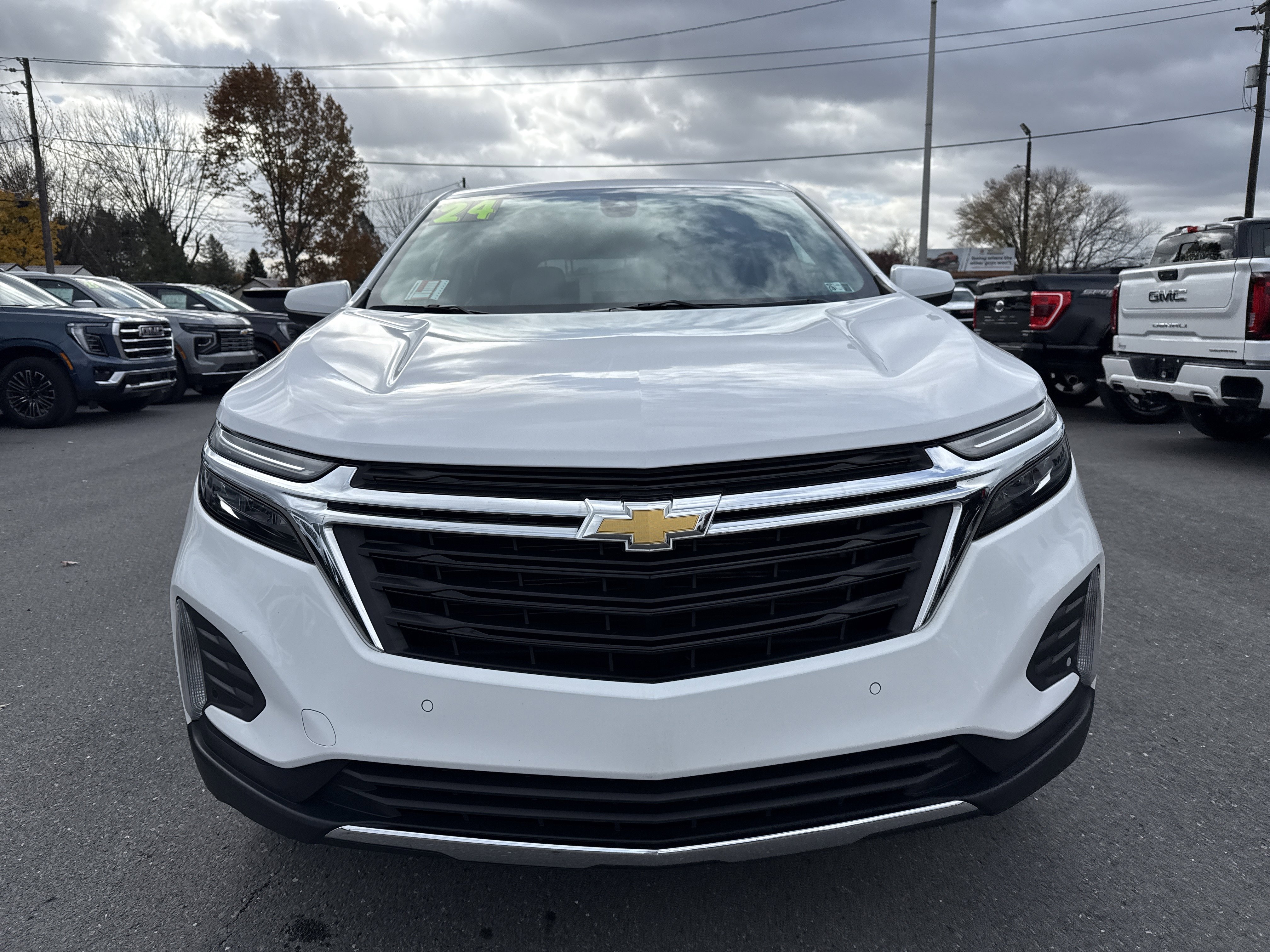Used 2024 Chevrolet Equinox LT image 8