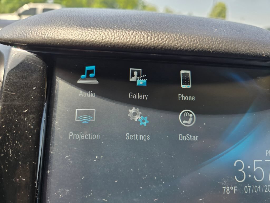 Used 2017 Chevrolet Cruze Premier FWD image 19