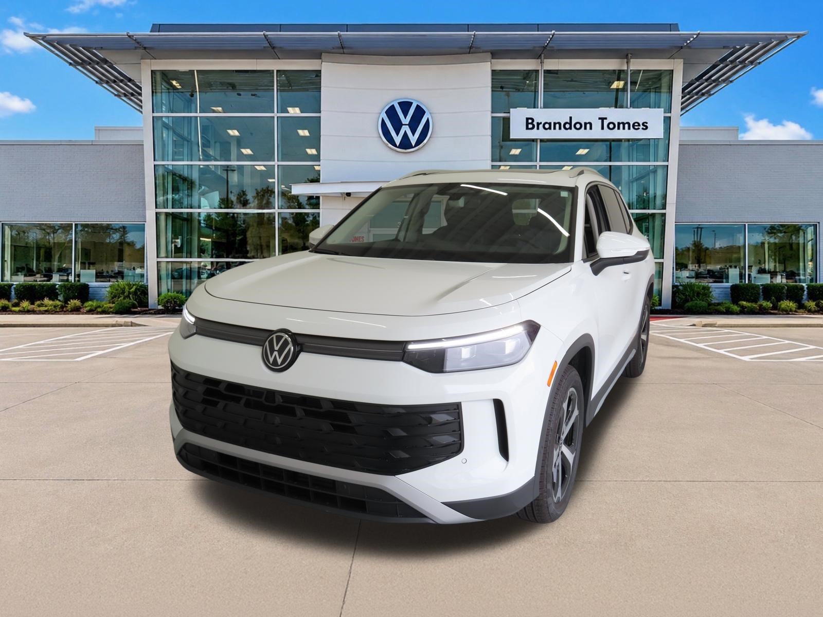 New 2026 Volkswagen Tiguan SE FWD image 8