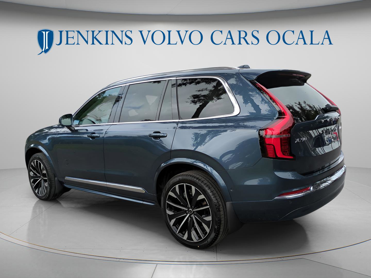 New 2026 Volvo XC90 B6 Ultra w/ Protection Package image 5