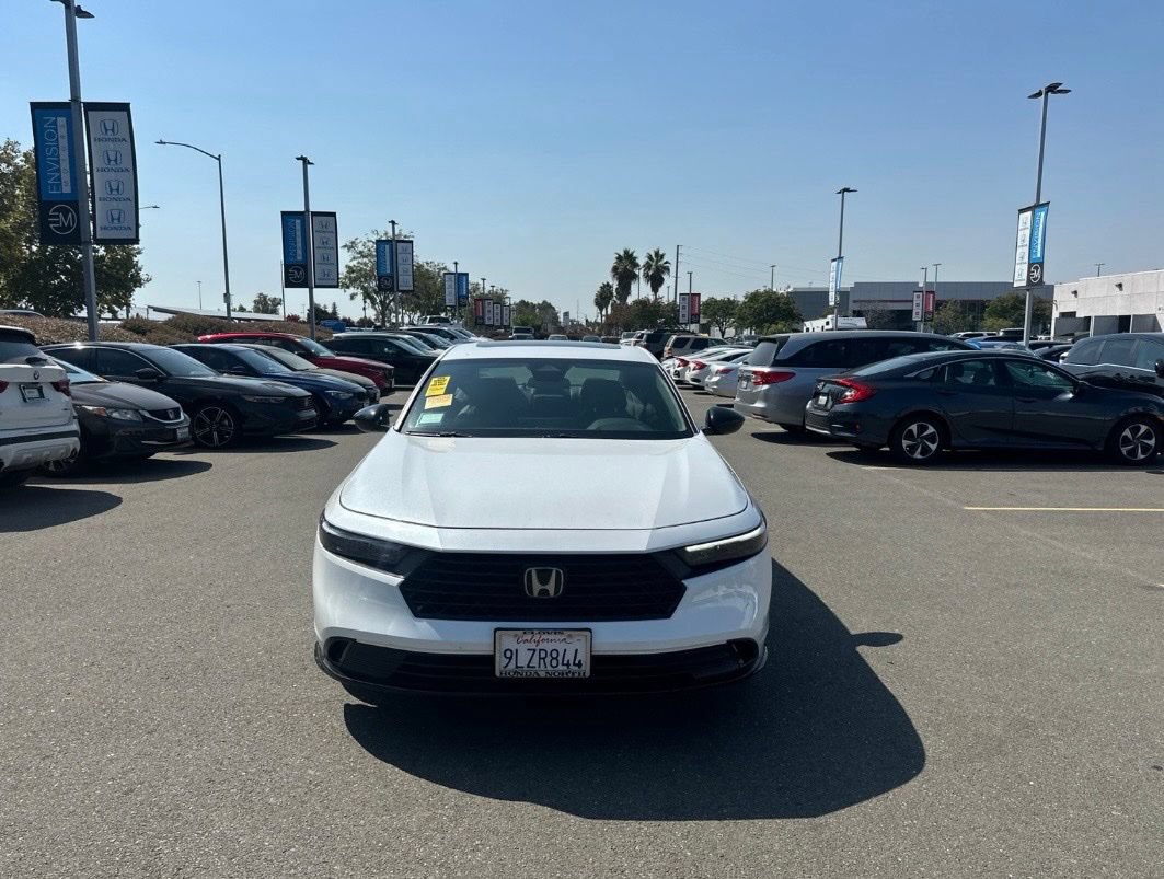 Used 2024 Honda Accord Sport image 1