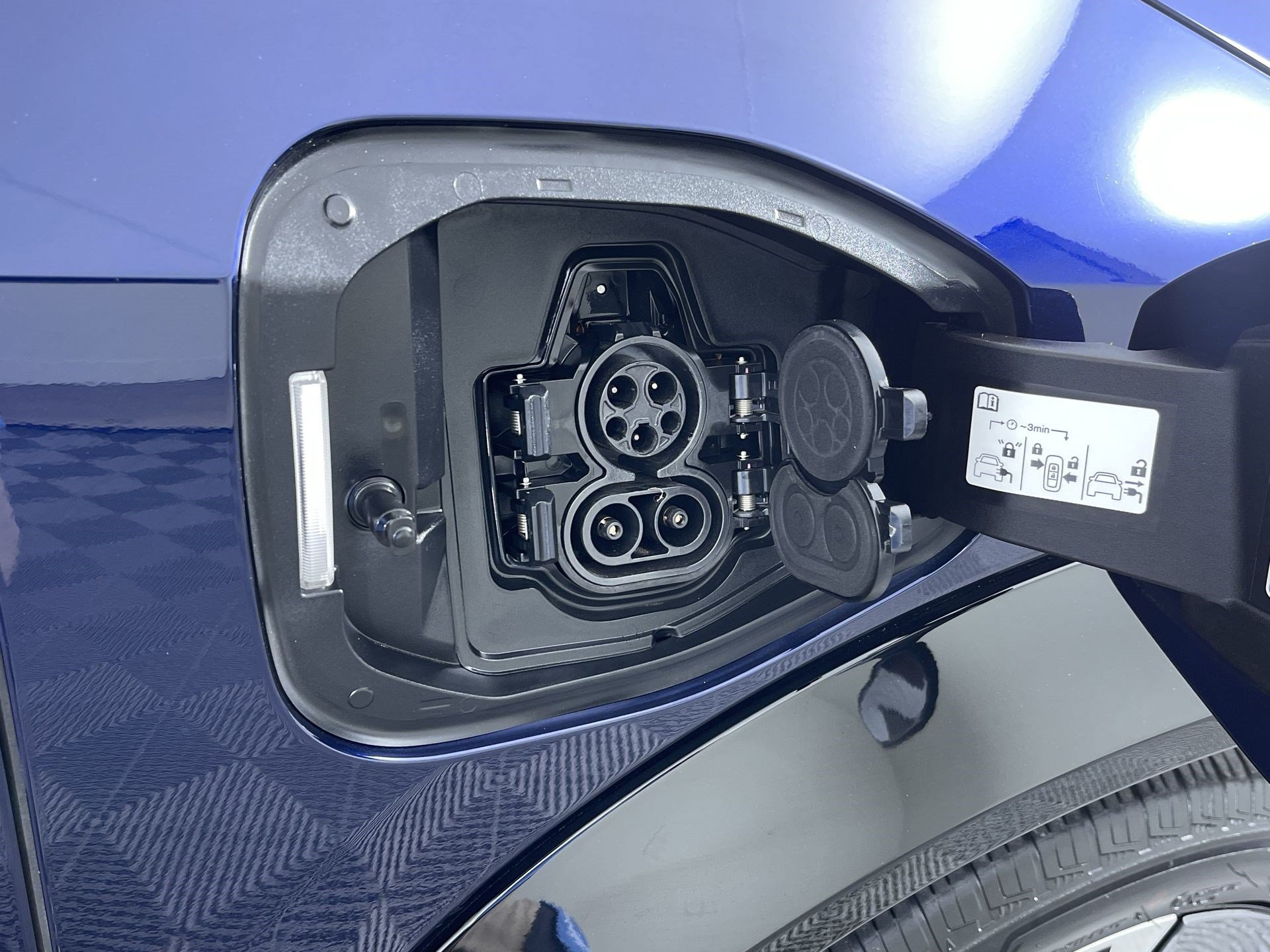 Certified 2024 Nissan Ariya AWD image 29