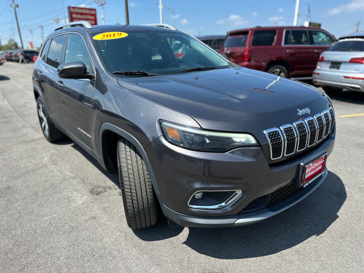 Used 2019 Jeep Cherokee Limited image 7