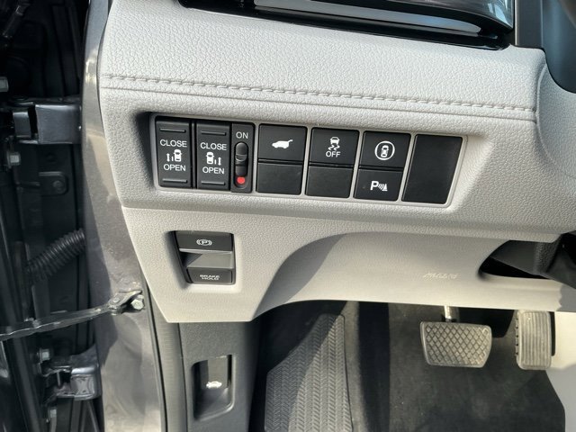 Used 2024 Honda Odyssey Elite image 24