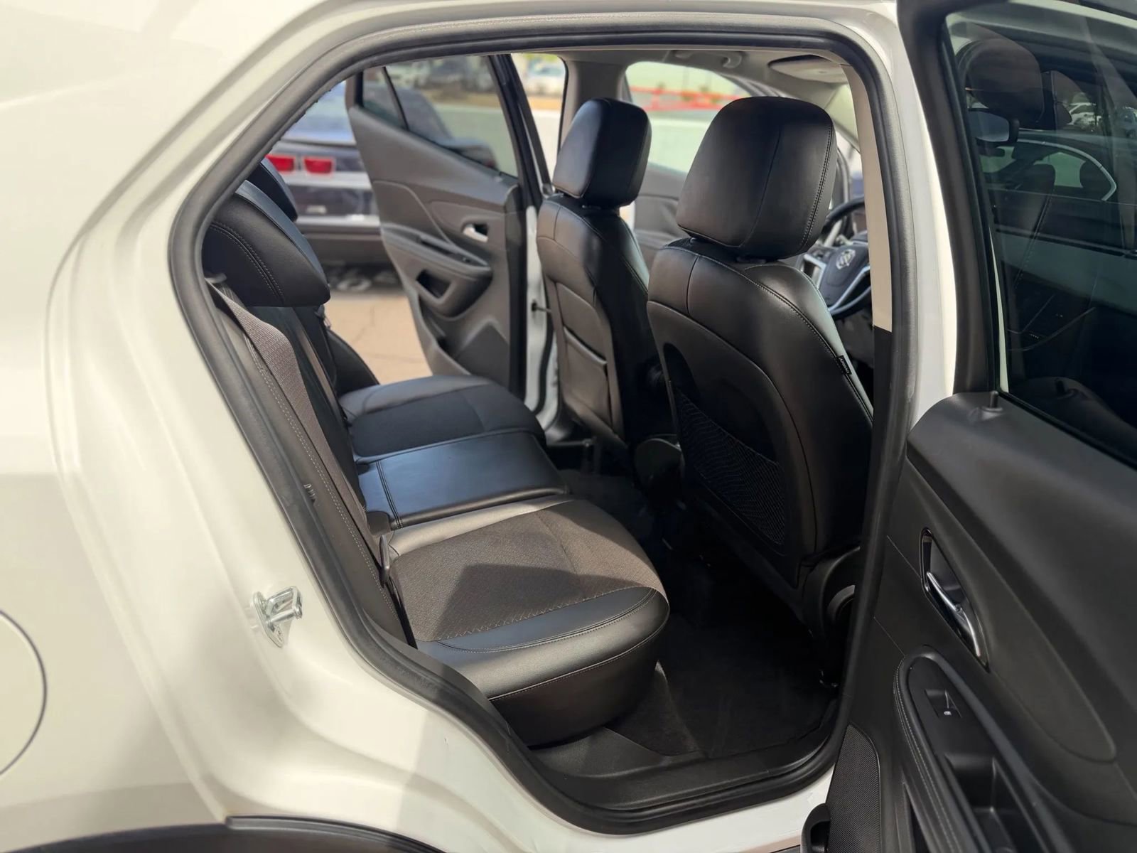 Used 2018 Buick Encore Preferred FWD image 11