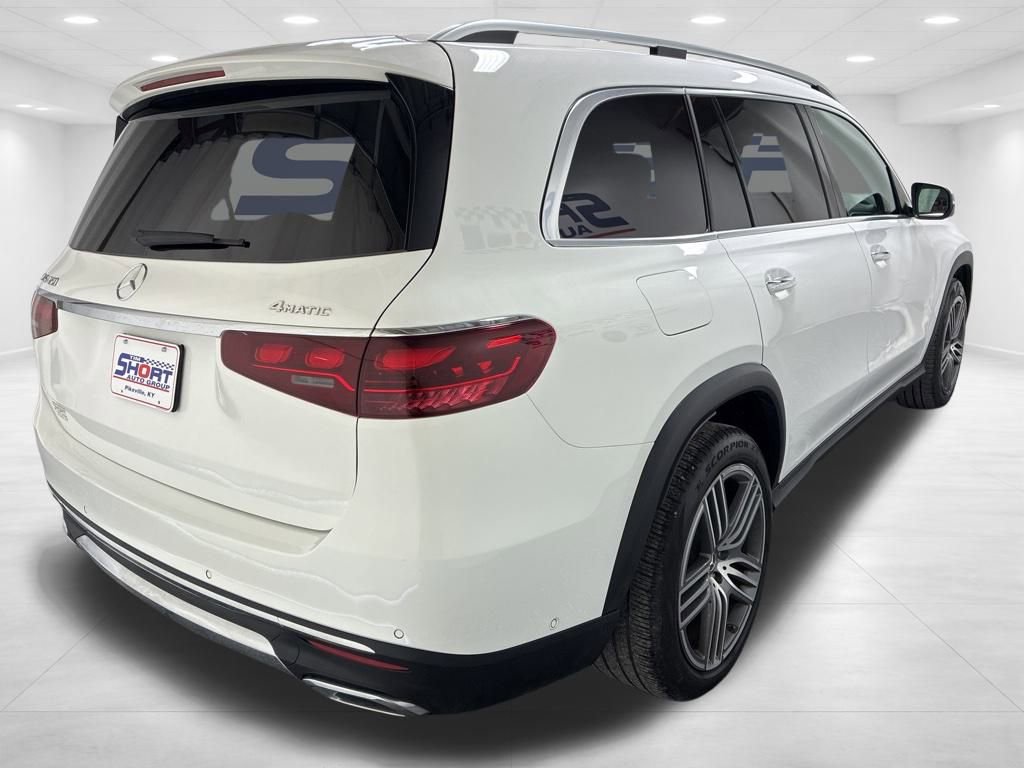 Used 2024 Mercedes-Benz GLS 450 4MATIC image 4