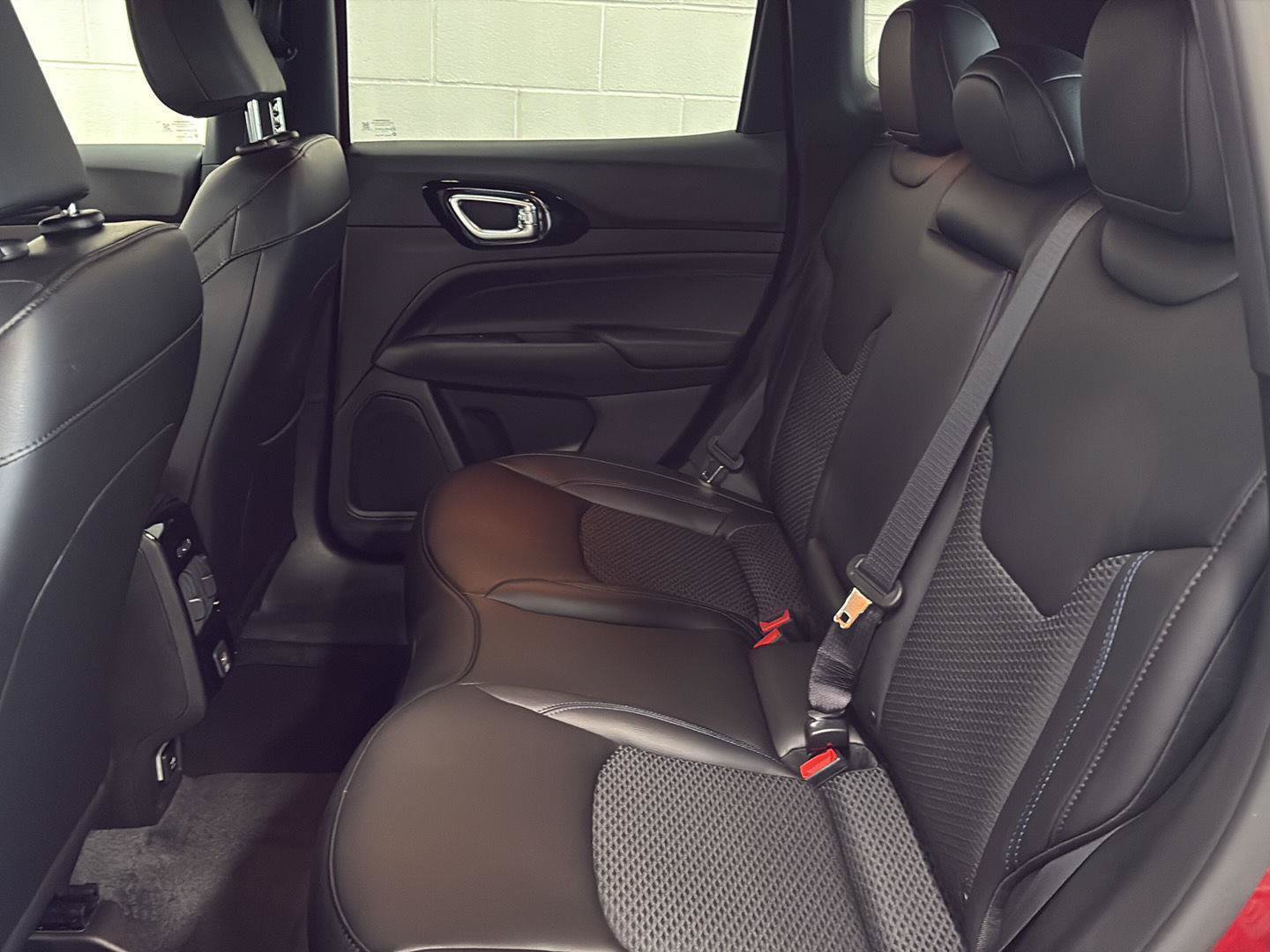 New 2026 Jeep Compass Latitude AWD/4WD image 27