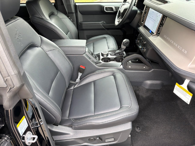 New 2026 Ford Bronco Outer Banks w/ Sasquatch Package AWD/4WD image 16