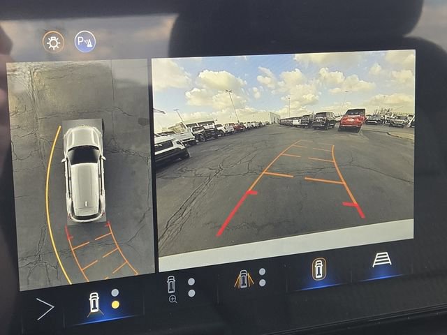 New 2026 Chevrolet Equinox LT w/ Safety and Technology Package image 4