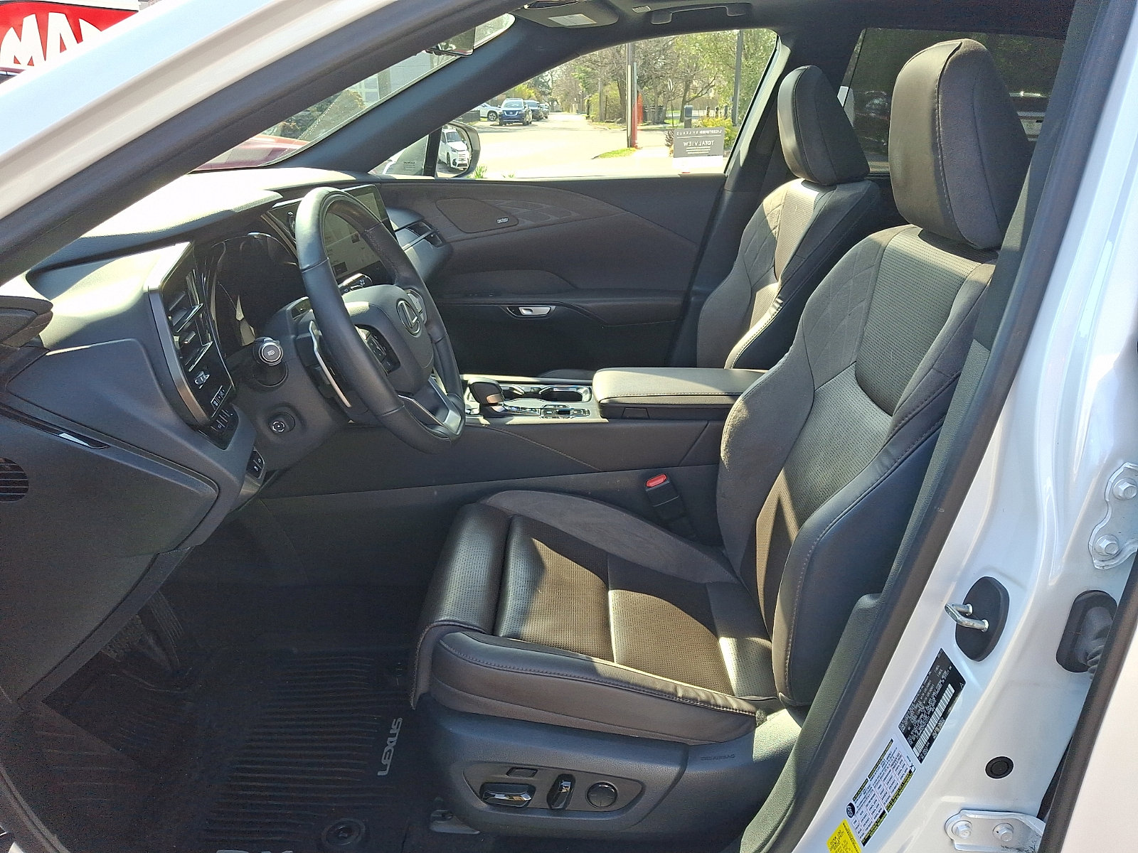 Certified 2023 Lexus RX 350 Premium w/ Accessory Package (Z1) image 14