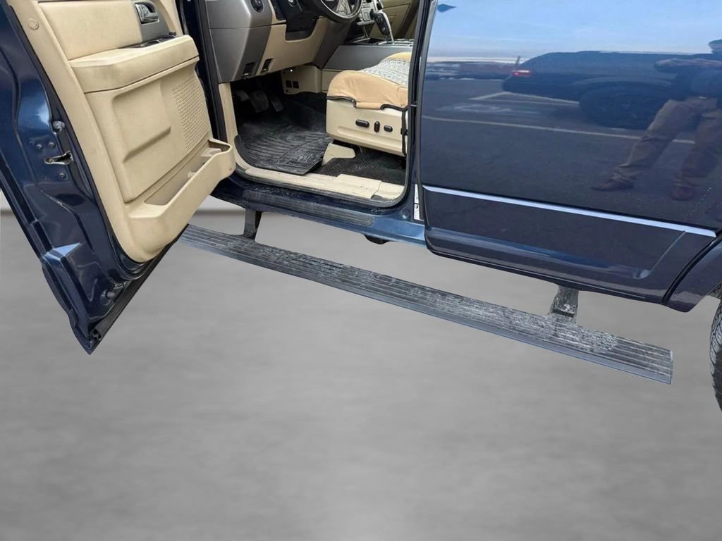 Used 2017 Ford Expedition Limited w/ Equipment Group 301A image 12