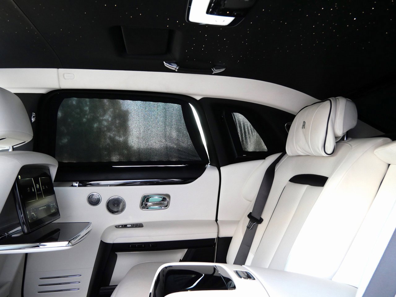 Used 2021 Rolls-Royce Ghost Extended Wheelbase image 31