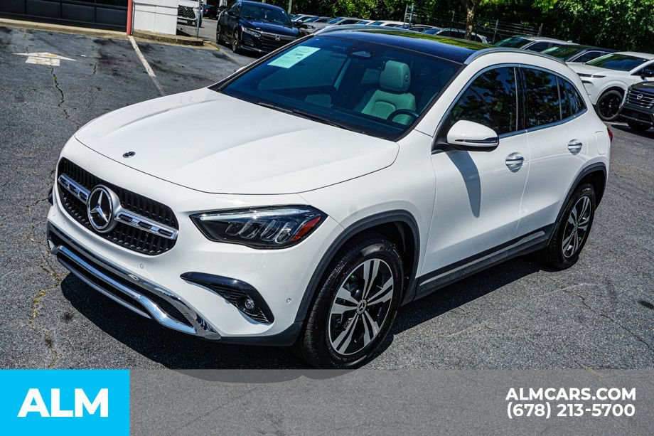 Used 2024 Mercedes-Benz GLA 250 w/ Exclusive Package image 14